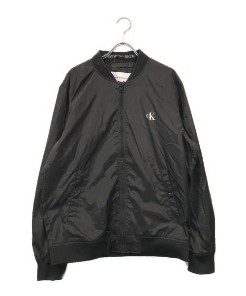 Calvin Klein Jeans（カルバンクラインジーンズ）Calvin Klein Jeans (カルバンクラインジーンズ) CKロゴプリントブルゾン ブラック サイズ:Lの古着・服飾アイテム