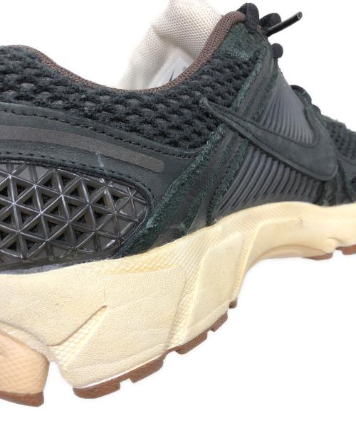 NIKE（ナイキ）NIKE (ナイキ) Women's Zoom Vomero 5 Running Rabbit ブラック サイズ:27.5cmの古着・服飾アイテム