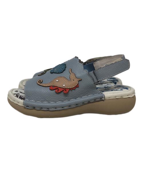 estacion（エスタシオ）estacion (エスタシオ) タツノオトシゴモチーフ本革スリッポン ライトブルー サイズ:Mの古着・服飾アイテム