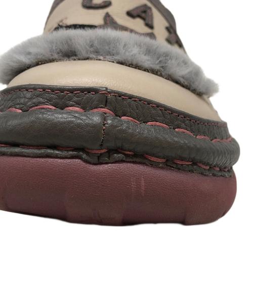 estacion（エスタシオ）estacion (エスタシオ) ネコちゃんモチーフ本革スリッポンシューズ グレー サイズ:Lの古着・服飾アイテム