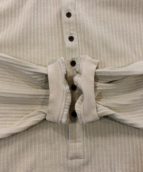 ANCELLM（アンセルム）ANCELLM (アンセルム) HENLEY RIB LS T-SHIRT ベージュ サイズ:SIZE 2の古着・服飾アイテム