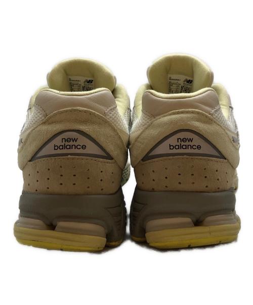 NEW BALANCE（ニューバランス）NEW BALANCE (ニューバランス) AURALEE (オーラリー) M2002RA1 アイボリー サイズ:27.5の古着・服飾アイテム