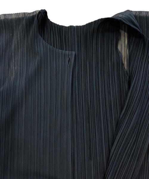 PLEATS PLEASE（プリーツプリーズ）PLEATS PLEASE (プリーツプリーズ) ノースリーブビッグカラープリーツブラウス ネイビー サイズ:3の古着・服飾アイテム