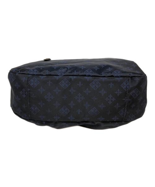 russet（ラシット）russet (ラシット) ナイロンモノグラムワンショルバッグ ネイビーの古着・服飾アイテム