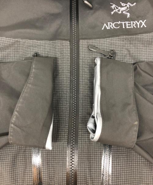 ARC'TERYX（アークテリクス）ARC'TERYX (アークテリクス) ALPHA JACKET ブラック サイズ:ｓの古着・服飾アイテム