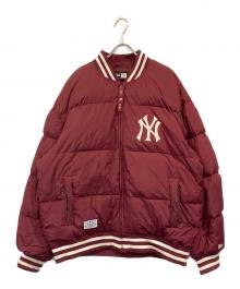 New Era×GENUINE MERCHANDISE（ニューエラ×ジェニュイン マーチャンダイズ）の古着「スタジャンデザインダウンジャケット」｜レッド