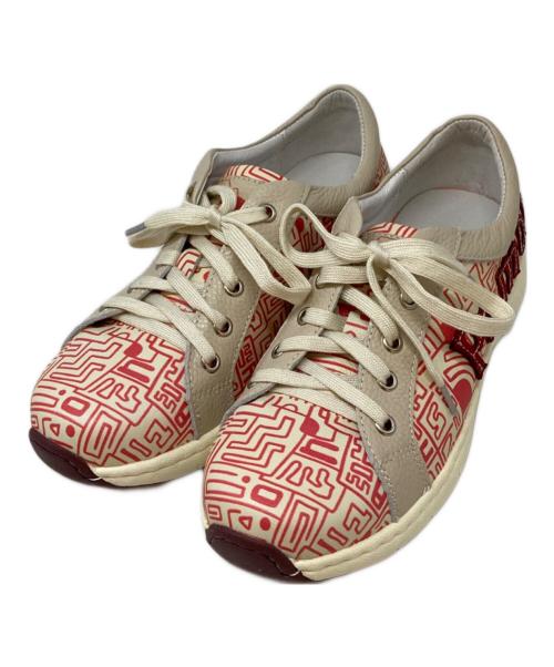 estacion（エスタシオ）estacion (エスタシオ) Pa moja 特殊磁石型装置付きレザースニーカー アイボリー サイズ:Lの古着・服飾アイテム