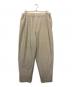 HOMME PLISSE ISSEY MIYAKE（オムプリッセ イッセイ ミヤケ）の古着「プリーツテーパードパンツ」｜グレー
