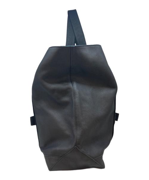 nonnative（ノンネイティブ）nonnative (ノンネイティブ) DWELLER TOTE COW LEATHER ブラックの古着・服飾アイテム