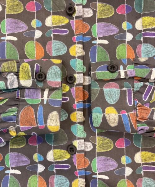 HERALBONY（ヘラルボニー）HERALBONY (ヘラルボニー) クラシックブラウス「無題」（葉っぱ） グレー サイズ:s,mの古着・服飾アイテム