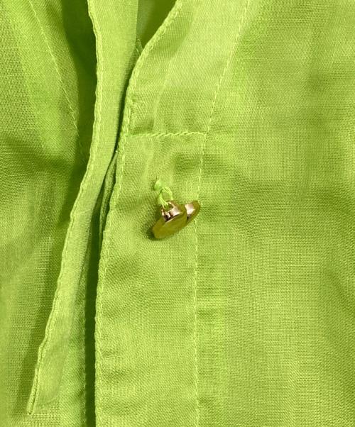 iDea Luce（イデア ルーチェ）iDea Luce (イデア ルーチェ) 金ハートボタンバフスリーブブシアーラウス グリーン サイズ:Fの古着・服飾アイテム