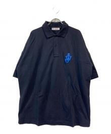 J.W.ANDERSON（ジェイダブリューアンダーソン）の古着「ロゴパッチポロシャツ」｜ネイビー