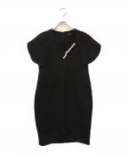 YOKO CHANヨーコチャン）の古着「フレアスリーブパールスリットラインドレス」｜ブラック