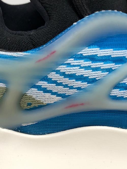 adidas（アディダス）adidas (アディダス) YEEZY 700 V3 Arzareth ブルー サイズ:SIZE 25.5cmの古着・服飾アイテム