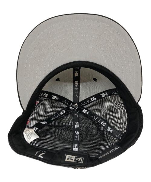 SUPREME（シュプリーム）Supreme (シュプリーム) New Era (ニューエラ) ボッスクロゴメッシュキャップ ブラック サイズ:7 8/1の古着・服飾アイテム