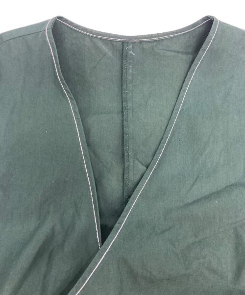 UN3D.（アンスリード）UN3D. (アンスリード) ラップスタイルノースリーブワンピース グリーン サイズ:34の古着・服飾アイテム