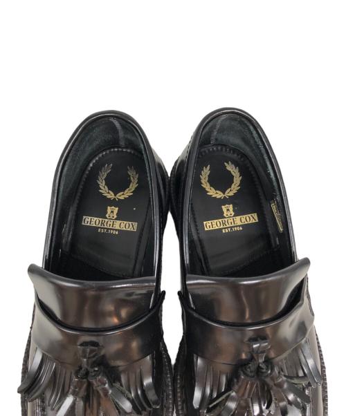 GEORGE COX（ジョージコックス）GEORGE COX (ジョージコックス) FRED PERRY (フレッドペリー) キルトタッセルローファー ブラック サイズ:6の古着・服飾アイテム