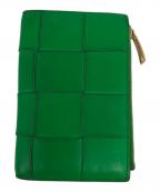 BOTTEGA VENETAボッテガベネタ）の古着「イントレチャート2つ折り財布」｜グリーン