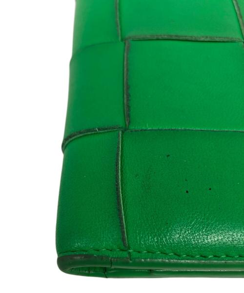BOTTEGA VENETA（ボッテガベネタ）BOTTEGA VENETA (ボッテガベネタ) イントレチャート2つ折り財布 グリーンの古着・服飾アイテム