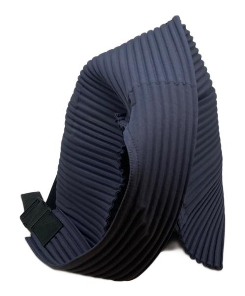 HOMME PLISSE ISSEY MIYAKE（オム プリッセ イッセイ ミヤケ）HOMME PLISSE ISSEY MIYAKE (オム プリッセ イッセイ ミヤケ) pleats easy bag ネイビーの古着・服飾アイテム