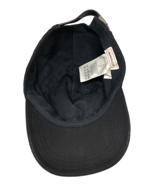 ALEXANDER McQUEEN（アレキサンダーマックイーン）ALEXANDER McQUEEN (アレキサンダーマックイーン) 刺繍キャップ ブラック サイズ:Lの古着・服飾アイテム