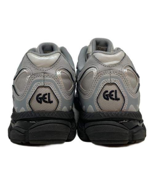 asics（アシックス）asics (アシックス) EL-NYC GEL-NYC シルバー サイズ:27の古着・服飾アイテム