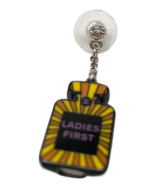 CHANEL（シャネル）CHANEL (シャネル) 香水モチーフスウィングピアスの古着・服飾アイテム