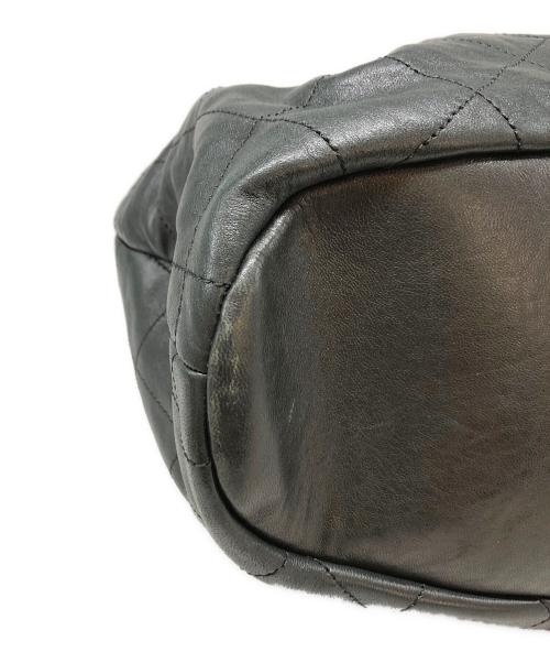 CHANEL（シャネル）CHANEL (シャネル) レザーハンドバッグ ブラックの古着・服飾アイテム