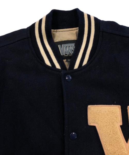 VANS（ヴァンズ）VANS (バンズ) オールドVワッペンスタジャン ネイビー サイズ:SIZE Mの古着・服飾アイテム