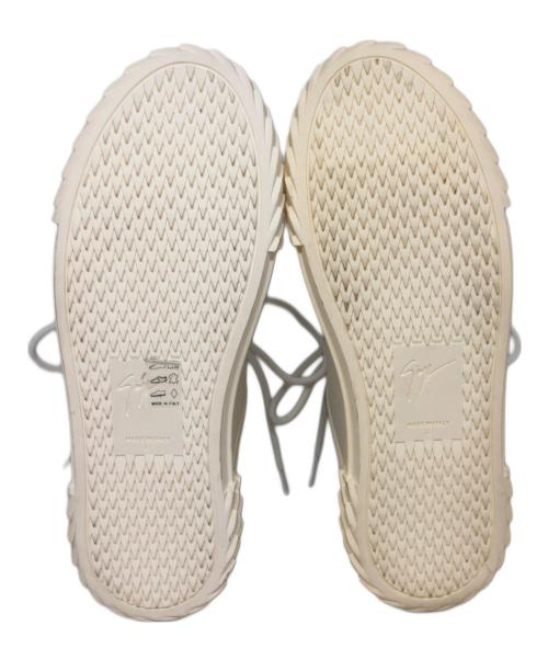 GIUSEPPE ZANOTTI（ジュゼッペザノッティ）GIUSEPPE ZANOTTI (ジュゼッペザノッティ) ローカットスニーカー ベージュ サイズ:SIZE 25.5cmの古着・服飾アイテム