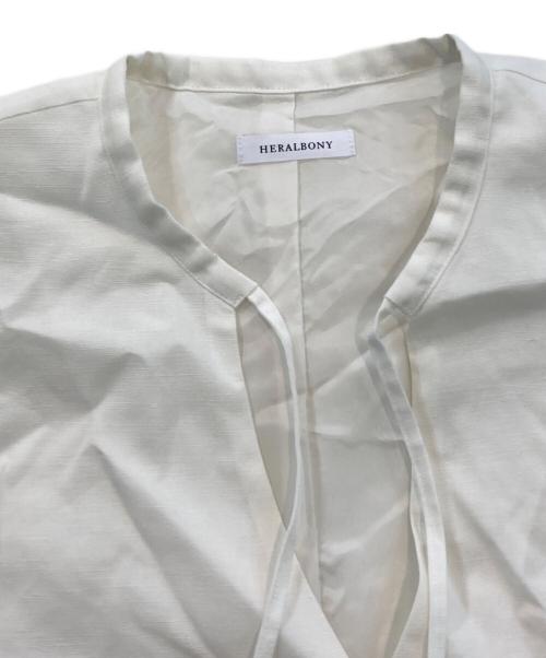 HERALBONY（ヘラルボニー）HERALBONY (ヘラルボニー) ブラウスワンピース ホワイト サイズ:SIZE Freeの古着・服飾アイテム