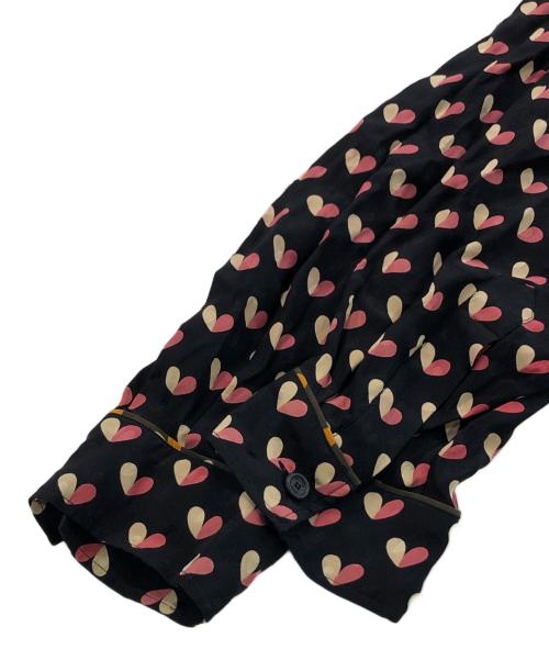 LOUIS VUITTON（ルイ ヴィトン）LOUIS VUITTON (ルイ ヴィトン) ハート総柄 シルク長袖シャツ ブラック サイズ:SIZE 40の古着・服飾アイテム