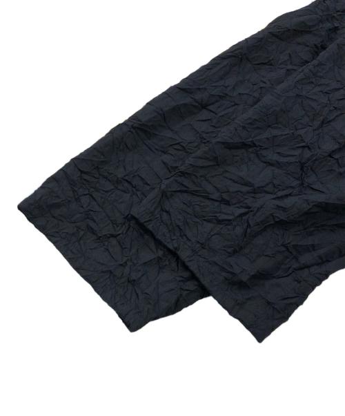 ISSEY MIYAKE（イッセイミヤケ）ISSEY MIYAKE (イッセイミヤケ) シワ加工シャツブラウス ネイビー サイズ:Mの古着・服飾アイテム