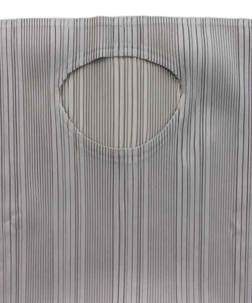 PLEATS PLEASE（プリーツプリーズ）PLEATS PLEASE (プリーツプリーズ) プリーツ変形カットソー グレー サイズ:SIZE 3の古着・服飾アイテム