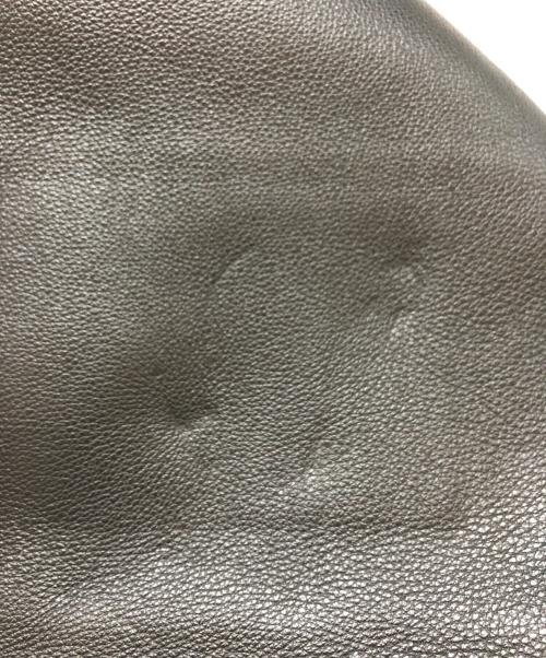 CHACOLI（チャコリ）CHACOLI (チャコリ) HYKE (ハイク) レザーミリタリーショルダーバッグ ブラックの古着・服飾アイテム