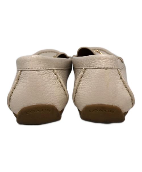 COACH（コーチ）COACH (コーチ) ビットローファー アイボリー サイズ:SIZE 6の古着・服飾アイテム