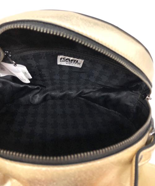 Karl Lagerfeld（カール ラガーフェルド）KARL LAGERFELD (カール ラガーフェルド) メタリックキャットラウンドバッグ ゴールドの古着・服飾アイテム