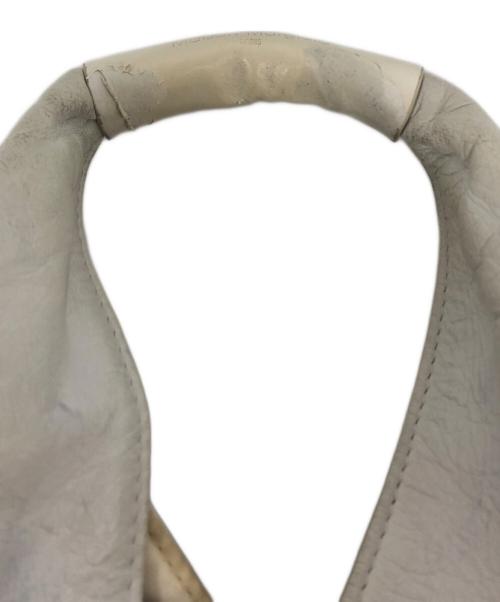 MM6 Maison Margiela（エムエムシックスメゾンマルジェラ）MM6 Maison Margiela (エムエムシックスメゾンマルジェラ) レザージャパニーズトートバッグ ホワイトの古着・服飾アイテム