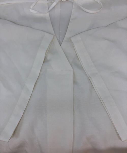 HERALBONY（ヘラルボニー）HERALBONY (ヘラルボニー) Robe en lin ≪ Hankyu Train ≫ ホワイト サイズ:FREEの古着・服飾アイテム