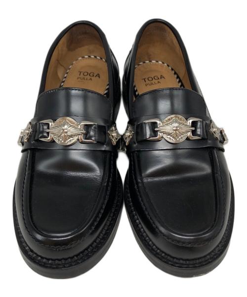 TOGA PULLA（トーガ プルラ）TOGA PULLA (トーガ プルラ) メタルローファー ブラック サイズ:SIZE 37の古着・服飾アイテム