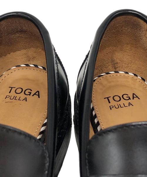 TOGA PULLA（トーガ プルラ）TOGA PULLA (トーガ プルラ) メタルローファー ブラック サイズ:SIZE 37の古着・服飾アイテム