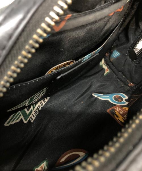 COACH（コーチ）COACH (コーチ) シグネチャー スモール セカンドバッグ グレー×ブラックの古着・服飾アイテム