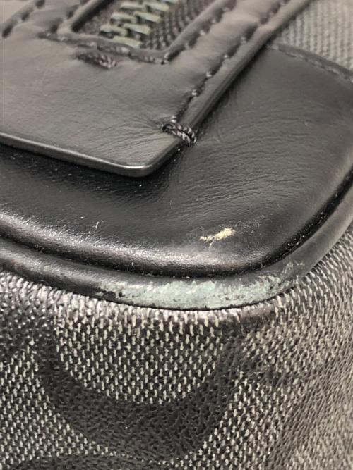 COACH（コーチ）COACH (コーチ) シグネチャー スモール セカンドバッグ グレー×ブラックの古着・服飾アイテム
