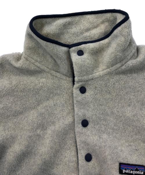 Patagonia SYNCHILLA（パタゴニア シンチラ）Patagonia SYNCHILLA (パタゴニア シンチラ) ライトウェイトシンチラスナップT グレー サイズ:SIZE Sの古着・服飾アイテム
