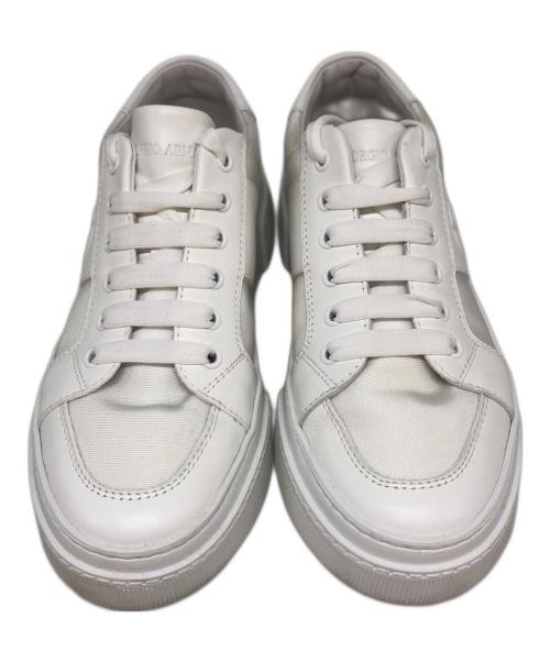 GIORGIO ARMANI（ジョルジョアルマーニ）GIORGIO ARMANI (ジョルジョアルマーニ) ローカットスニーカー ホワイト サイズ:6の古着・服飾アイテム