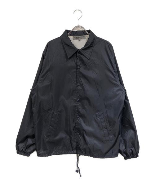 GOOD DESIGN SHOP COMME des GARCONS（グッドデザインショップ コムデギャルソン）GOOD DESIGN SHOP COMME des GARCONS (グッドデザインショップ コムデギャルソン) バックロゴコーチジャケット ネイビー サイズ:SIZE Mの古着・服飾アイテム