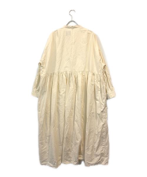 オオカミとフクロウ（オオカミトフクロウ）オオカミとフクロウ (オオカミトフクロウ) ブラウスワンピース アイボリー サイズ:-の古着・服飾アイテム