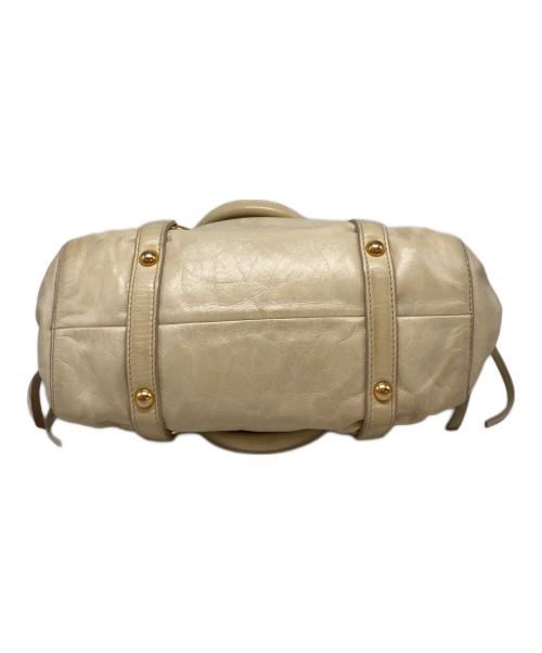 MIU MIU（ミュウミュウ）MIU MIU (ミュウミュウ) 2WAYショルダーバッグ ベージュの古着・服飾アイテム