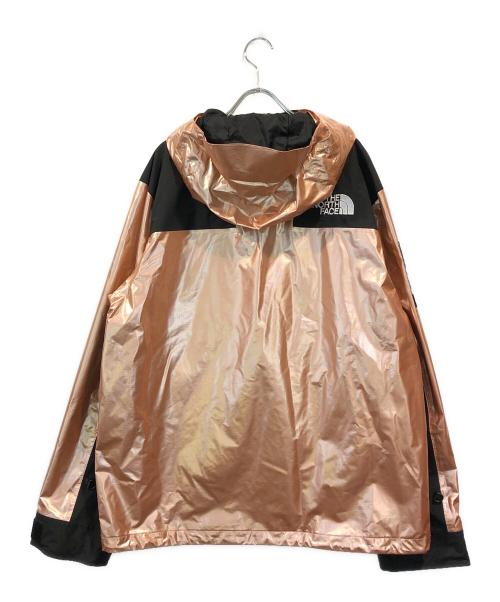 THE NORTH FACE（ザ ノース フェイス）THE NORTH FACE (ザ ノース フェイス) Supreme (シュプリーム) METALLIC MOUNTAIN JACKET ピンク×ゴールド サイズ:Lの古着・服飾アイテム
