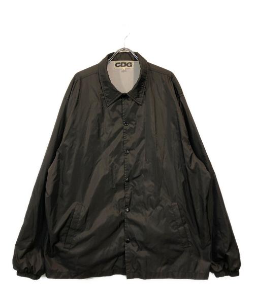 CDG（シーディージー）CDG (シーディージー) バックプリントコーチジャケット ブラック サイズ:XLの古着・服飾アイテム